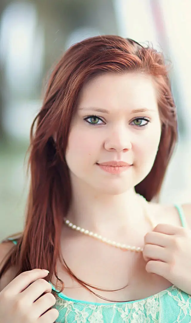 Janet--Chrys-Photography_Seniors_Jacksonville-Beach-cat-eyes-