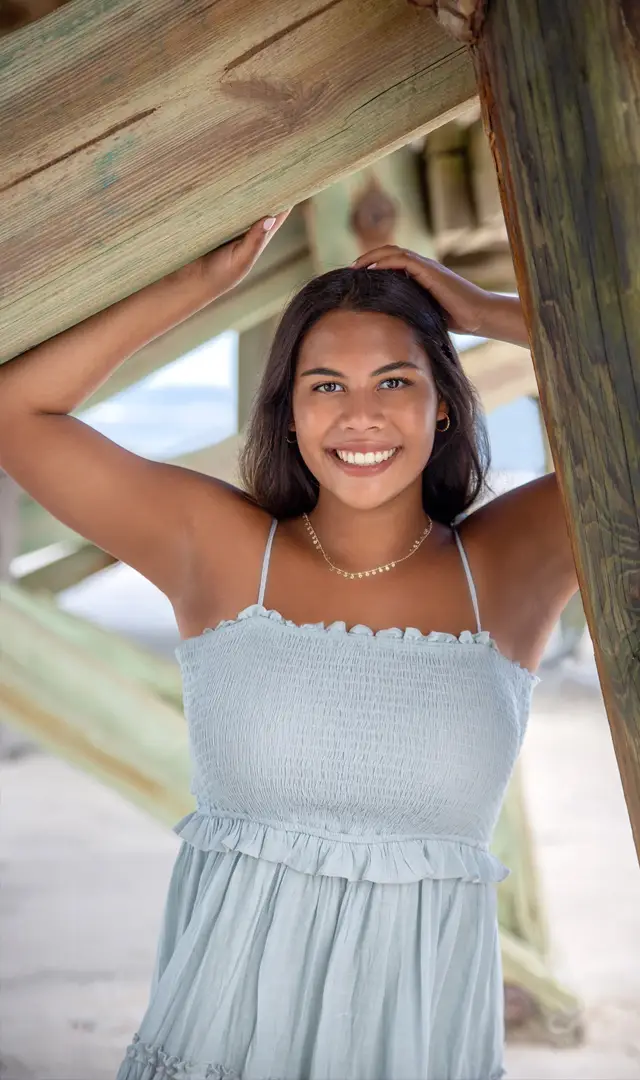 Janet-Chrys-Photography_Senior-Portraits_Jacksonville-Beach_peir