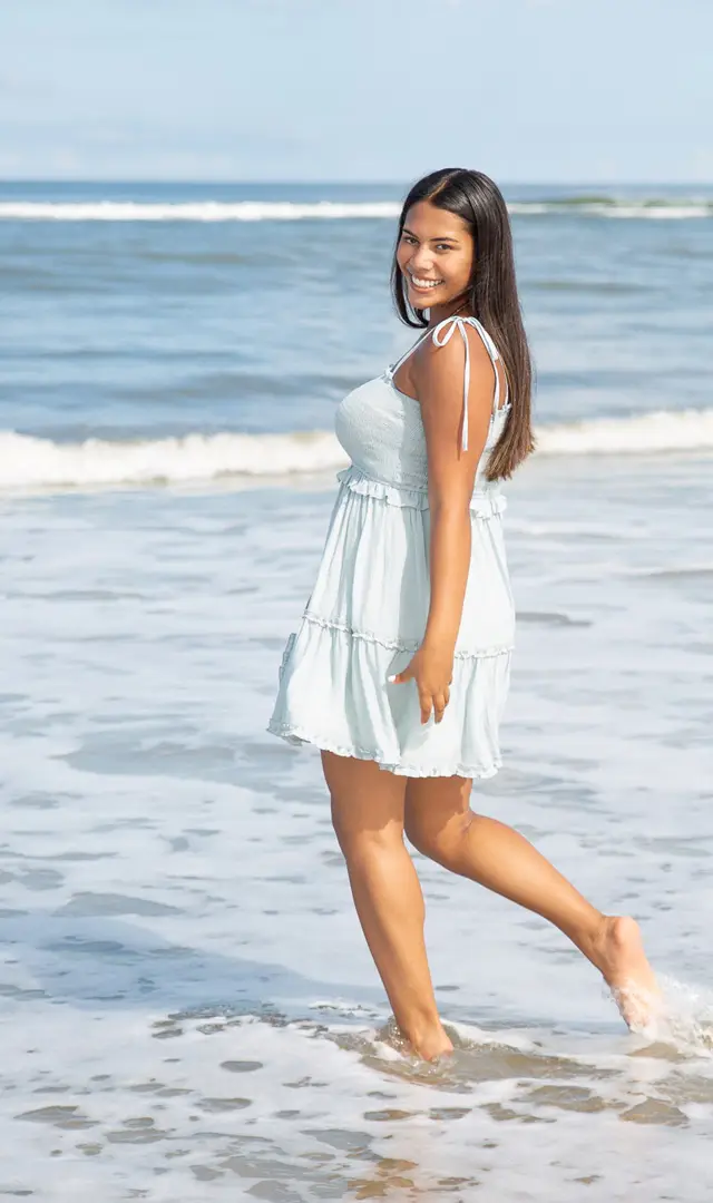 Janet-Chrys-Photography_Senior-Portraits_Jacksonville-Beach_water